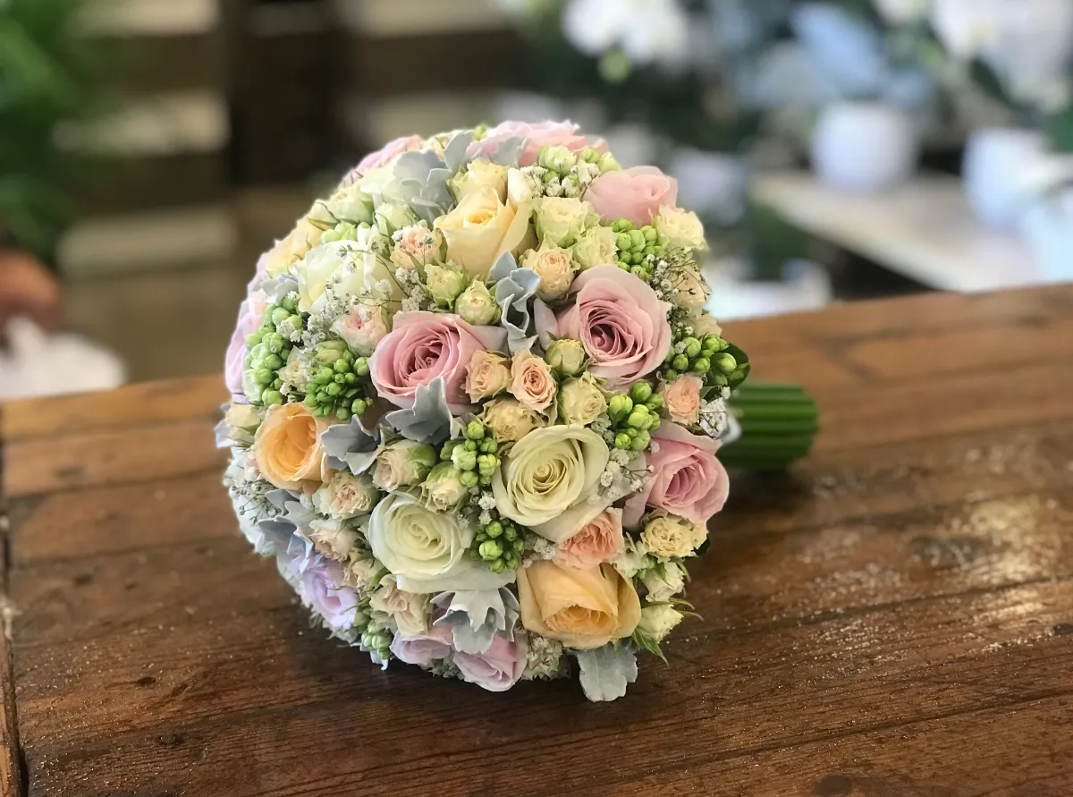 دسته گل عروس 1008